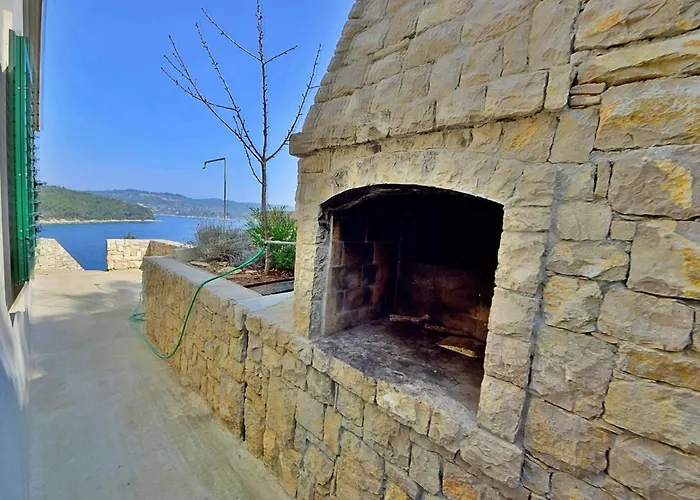 Flora By Interhome * Vela Luka