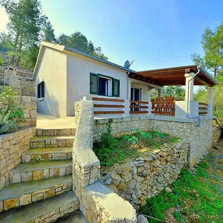 Flora By Interhome Vela Luka