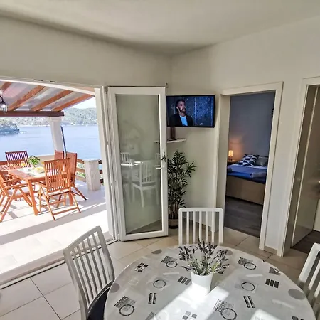 Flora By Interhome Vakantiehuis *