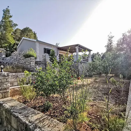 Flora By Interhome * Vela Luka