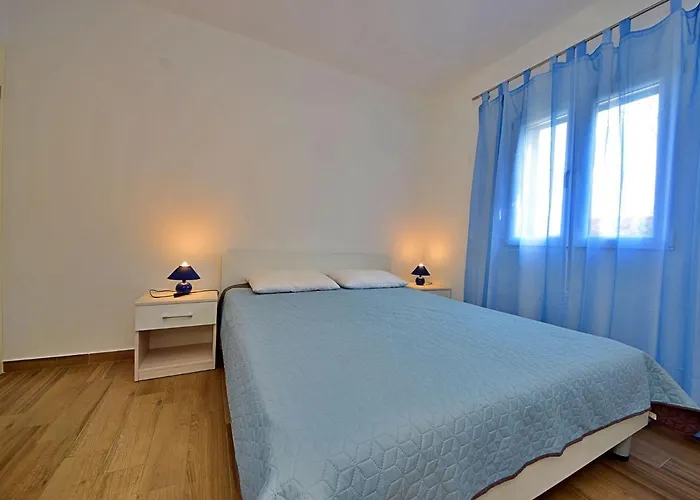 Flora By Interhome Сasa de vacaciones *